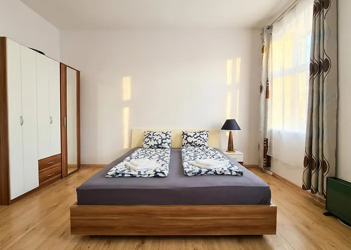 Three Sleeps Fifteen Minutes From Center Via Enkplatz Apartment Vienna
