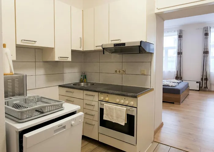 Three Sleeps Fifteen Minutes From Center Via Enkplatz Vienna